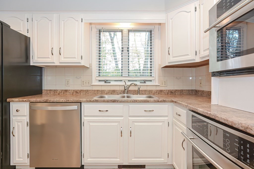 1 Millbrook Road Medway, MA 02053 - Photo 12 of 38 Gallery Image 12