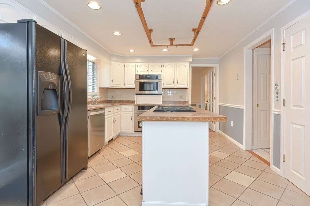 1 Millbrook Road Medway, MA 02053 - Photo 10 of 38 Gallery Image 10