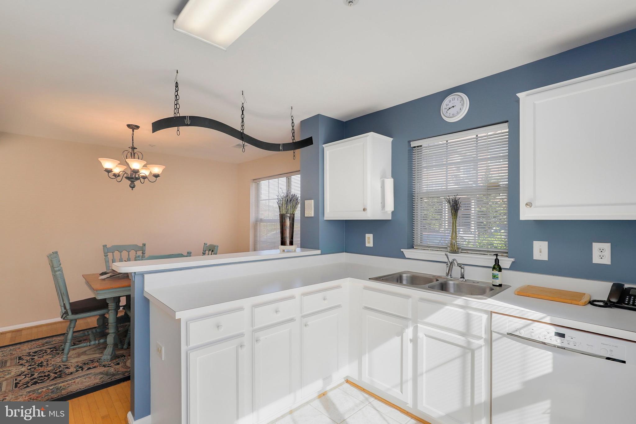 214 Ridgepoint Place, Unit 12 Gaithersburg, MD 20878 - Photo 13 of 40 Gallery Image 13
