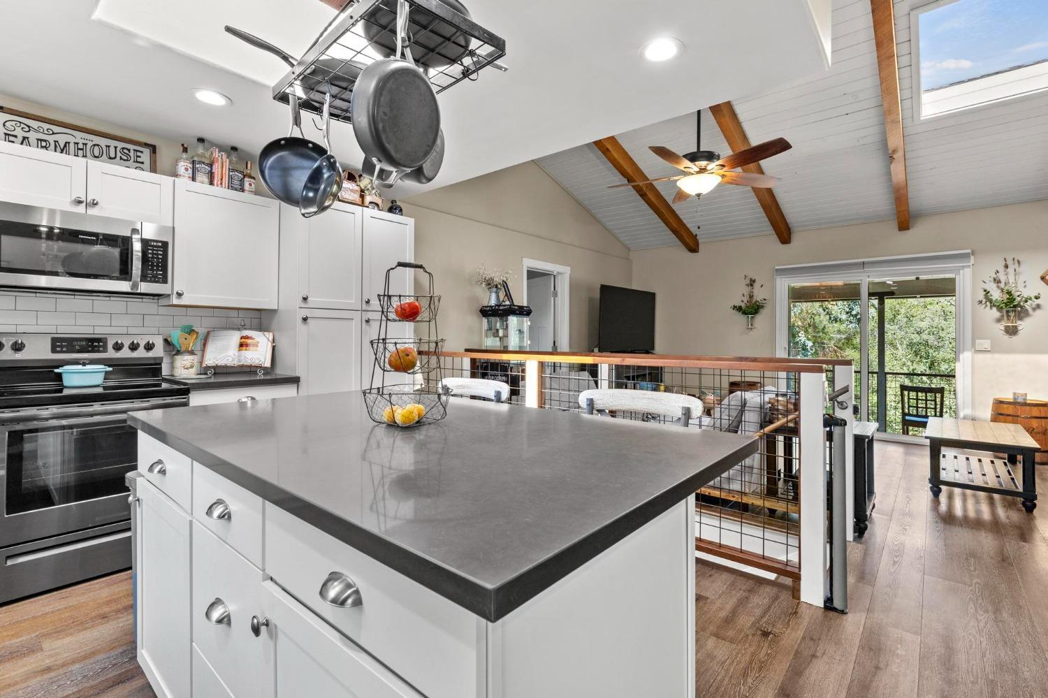 11187 Peoria Road Browns Valley, CA 95918 - Photo 3 of 12