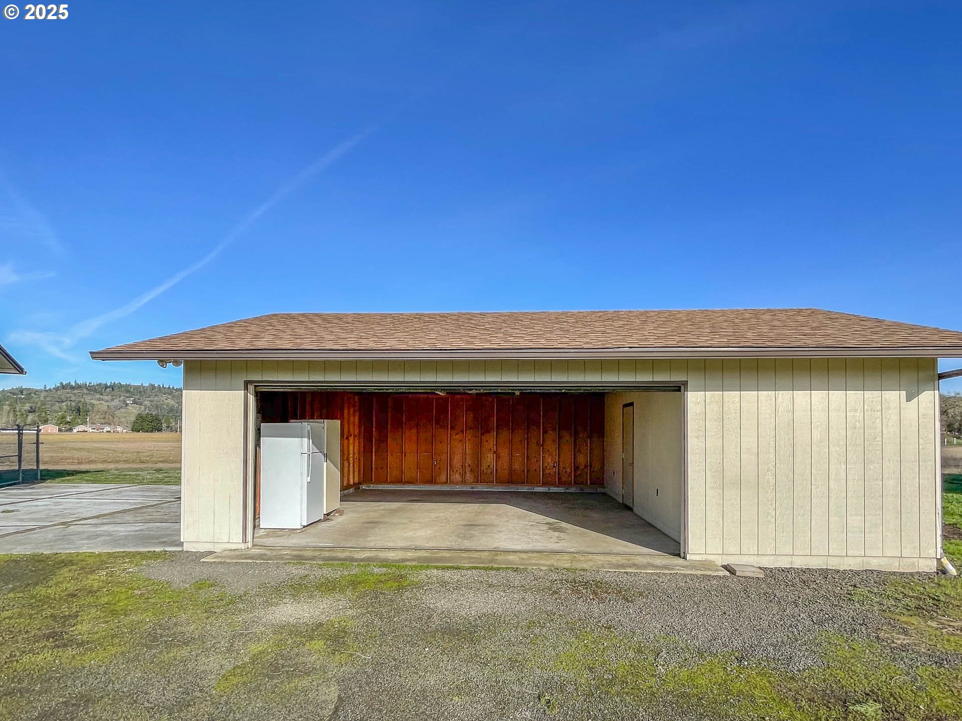 1474 Curry Road Roseburg, OR 97471 - Photo 31 of 48 Garage