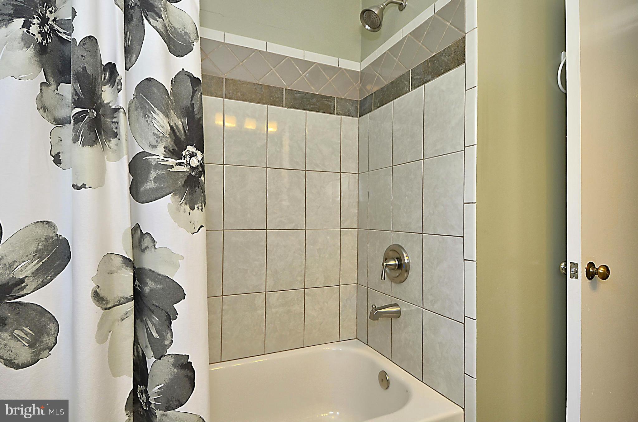 9314 Greyrock Road Silver Spring, MD 20910 - Photo 18 of 28 Bath