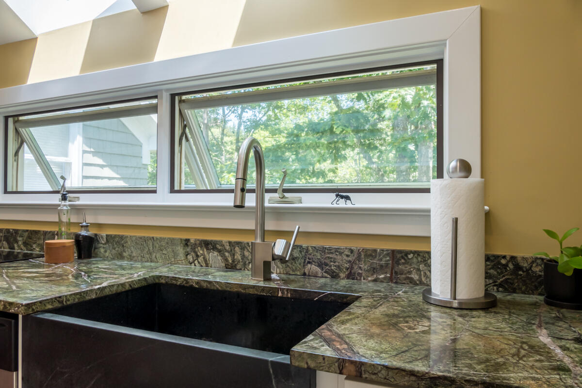 20 Linekin Road, Unit 9B Boothbay Harbor, ME 04538 - Photo 8 of 58 22-Kitchen (8 of 8)