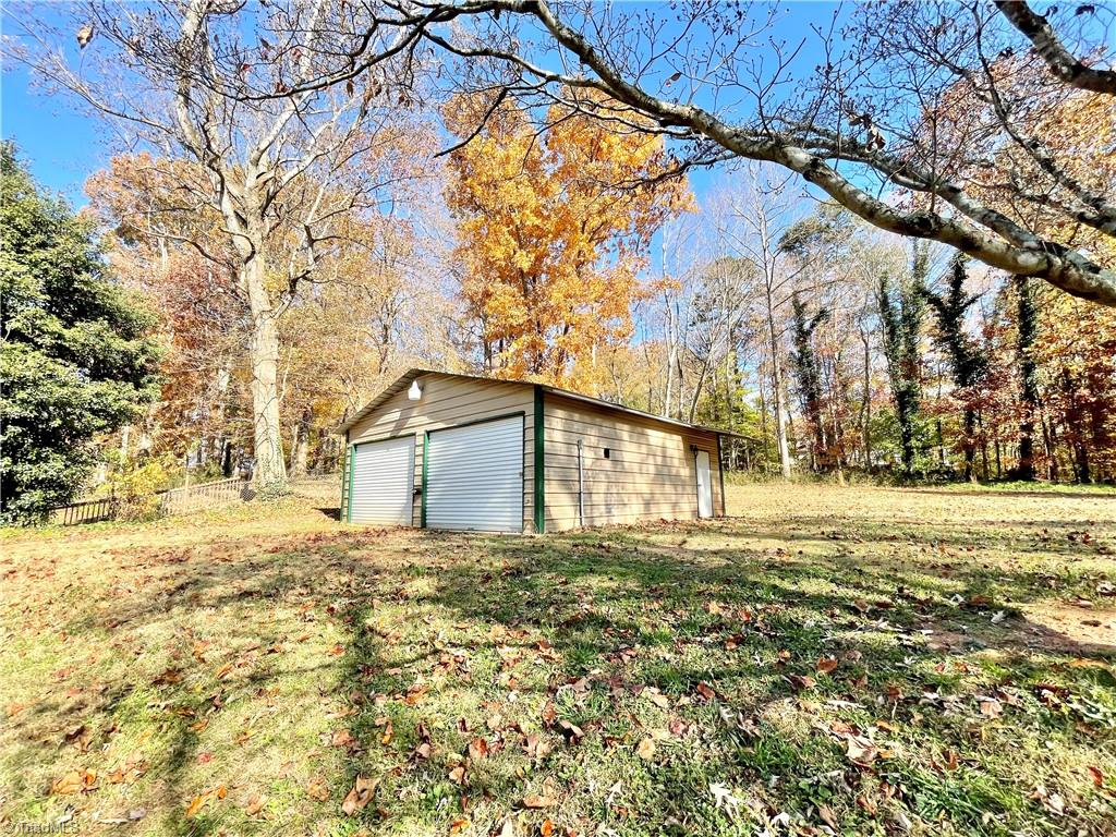 575 Alpine Road Winston-Salem, NC 27104 - Photo 26 of 28 Storage Building in Backyard