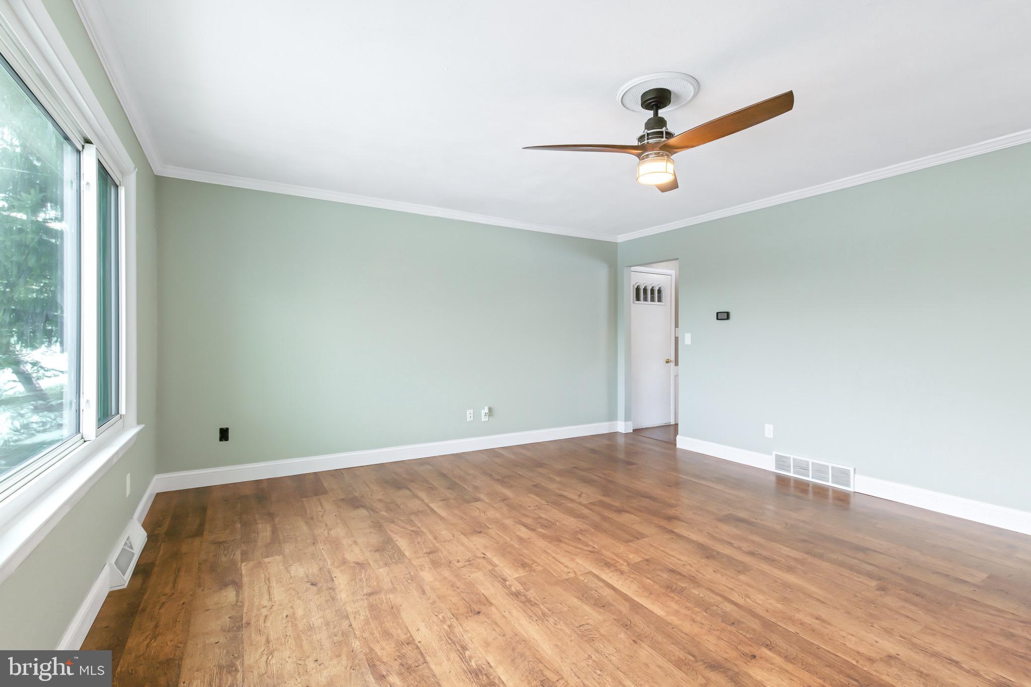 1056 Canadochly Road York, PA 17406 - Photo 6 of 35 Gallery Image 6