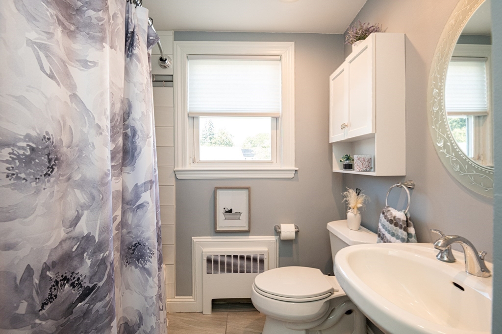 11 Starrett Road Lynn, MA 01905 - Photo 19 of 42 Gallery Image 19