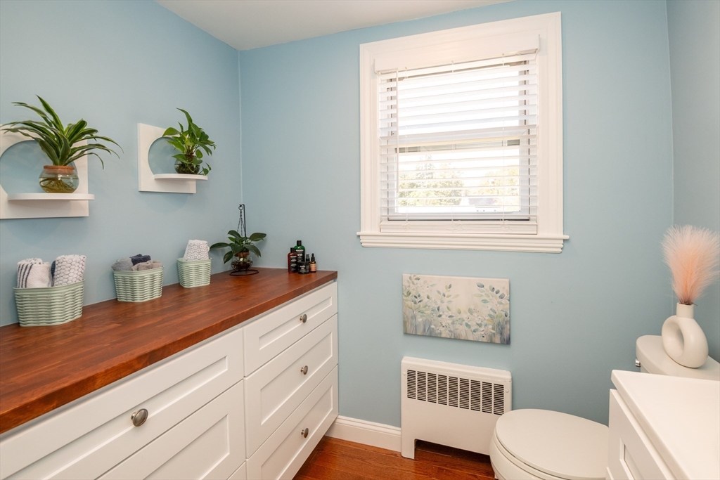 11 Starrett Road Lynn, MA 01905 - Photo 30 of 42 Gallery Image 30