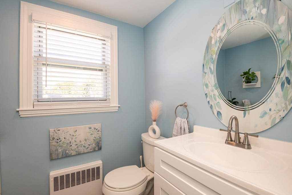 11 Starrett Road Lynn, MA 01905 - Photo 32 of 42 Gallery Image 32