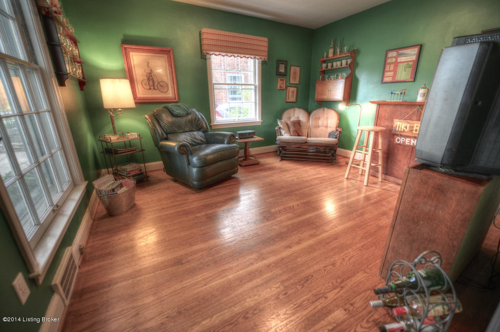 4615 Beaver Road Louisville, KY 40207 - Photo 11 of 36 4615 Beaver Road 16