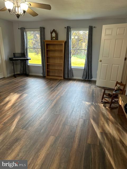 261 Friends Road Nottingham, PA 19362 - Photo 54 of 59 Suite living room