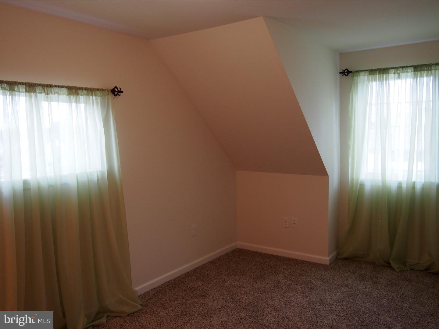 33 Margin Road Levittown, PA 19056 - Photo 23 of 25 Gallery Image 23