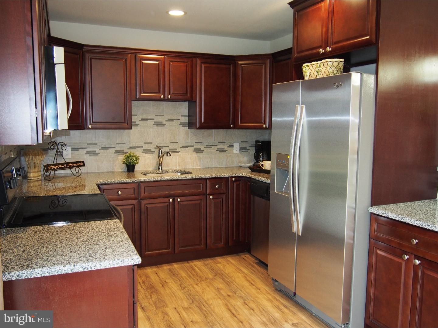33 Margin Road Levittown, PA 19056 - Photo 9 of 25 Gallery Image 9