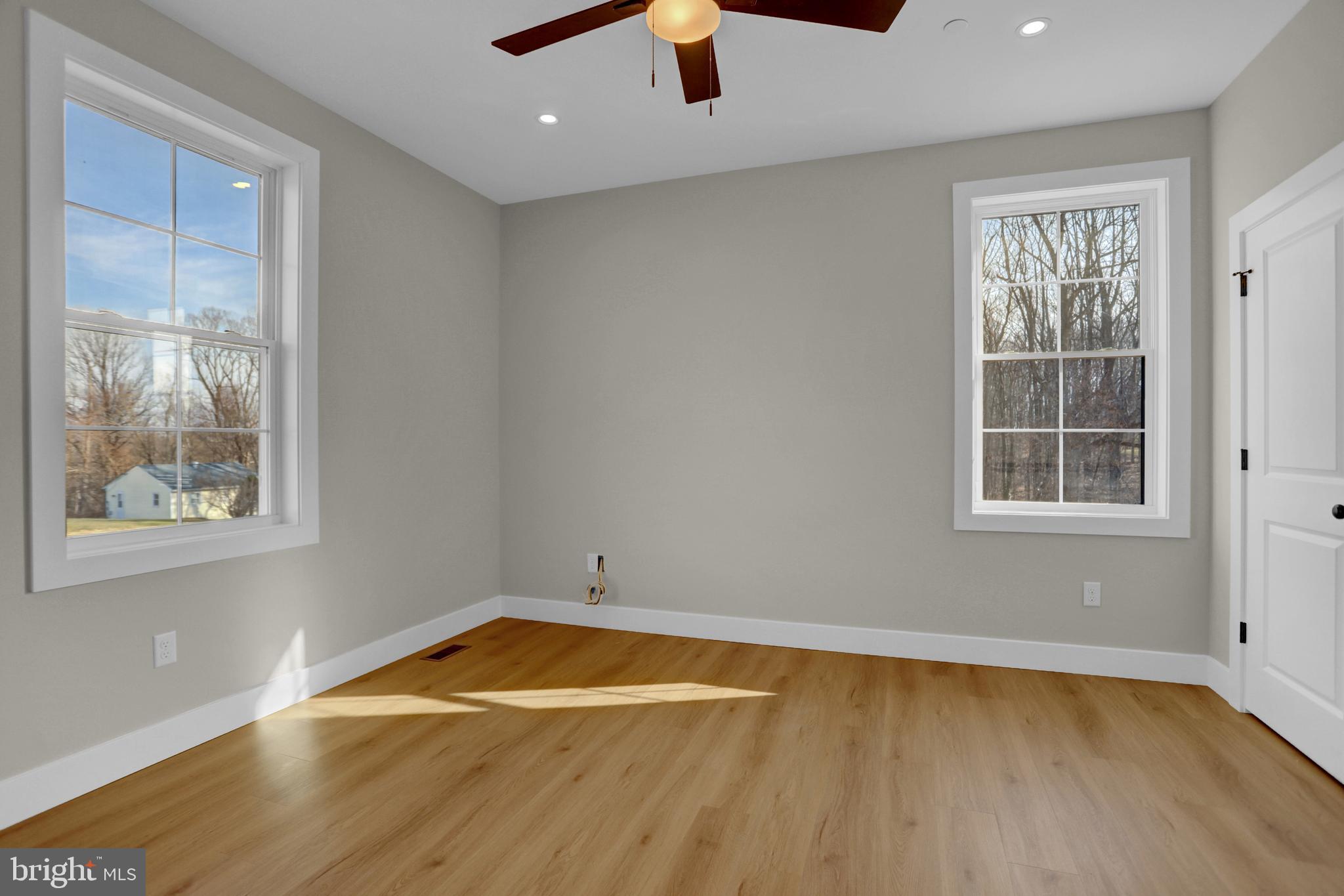 3544 Revolea Beach Road Middle River, MD 21220 - Photo 26 of 28 an empty room with a window