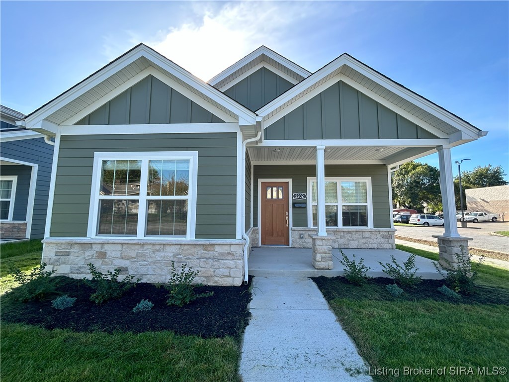 2202 East Spring Street New Albany, IN 47150 - Photo 2 of 30 Gallery Image 2