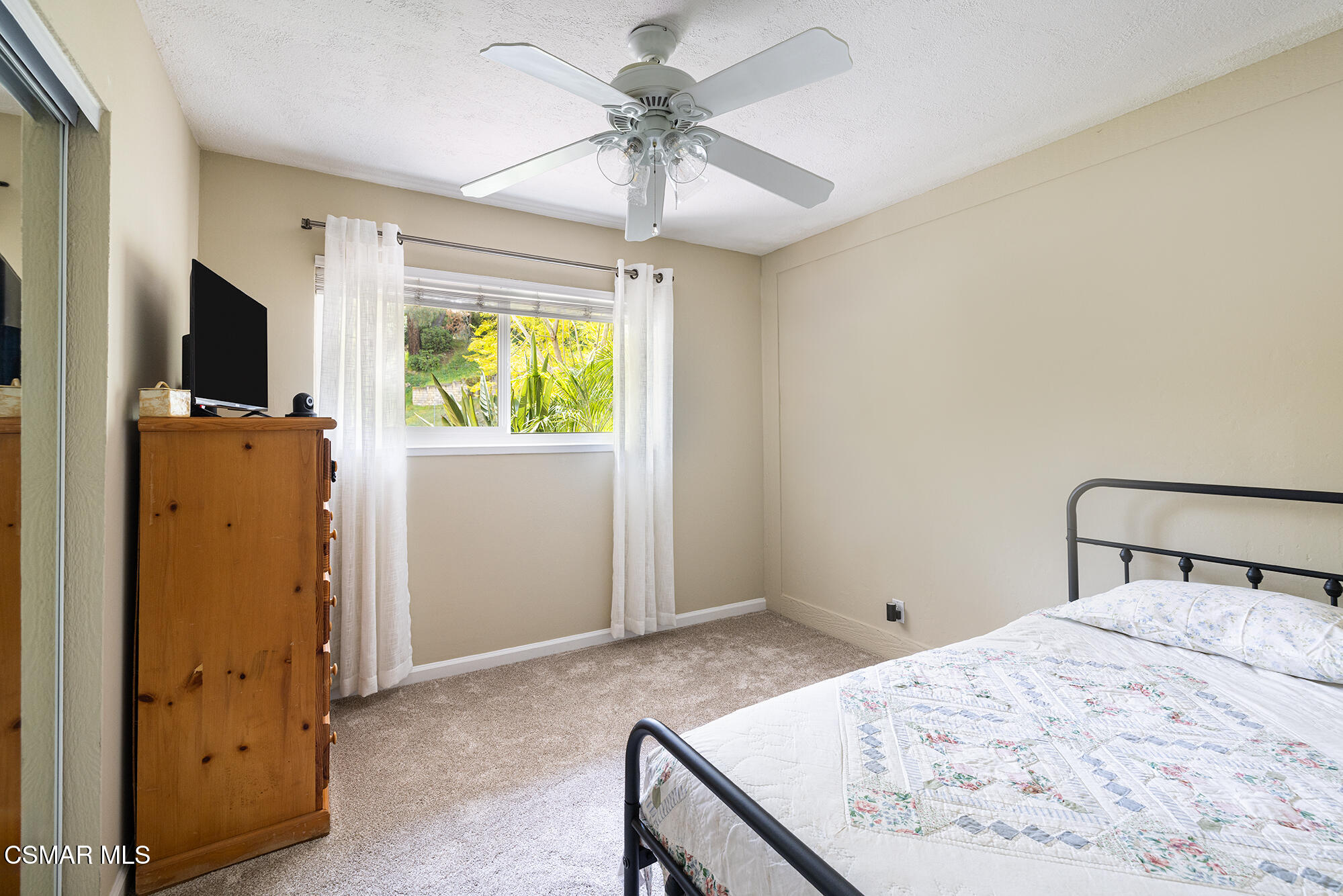 2829 Royal Avenue Simi Valley, CA 93065 - Photo 20 of 30 Royal21