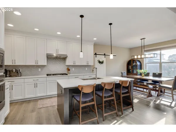 $850,000 | 14065 Southeast Nightingale Avenue, Happy Valley, OR 97015