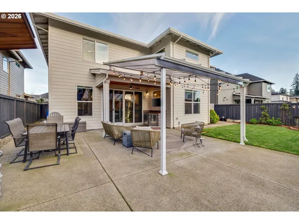 $850,000 | 14065 Southeast Nightingale Avenue, Happy Valley, OR 97015