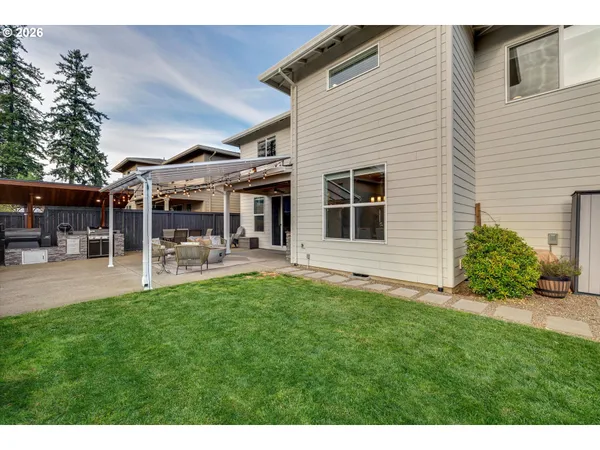 $850,000 | 14065 Southeast Nightingale Avenue, Happy Valley, OR 97015