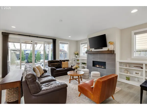 $850,000 | 14065 Southeast Nightingale Avenue, Happy Valley, OR 97015