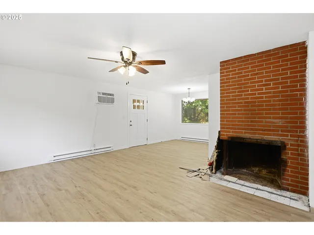 $525,000 | 4600 Summit Drive, Hood River, OR 97031