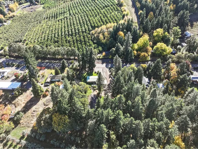 $525,000 | 4600 Summit Drive, Hood River, OR 97031