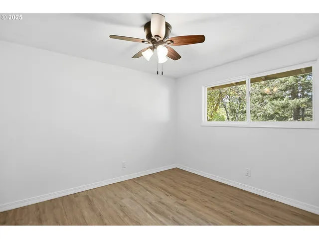 $525,000 | 4600 Summit Drive, Hood River, OR 97031