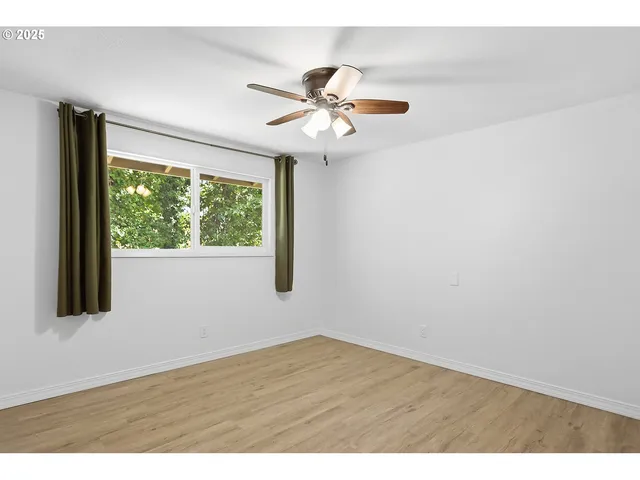 $525,000 | 4600 Summit Drive, Hood River, OR 97031