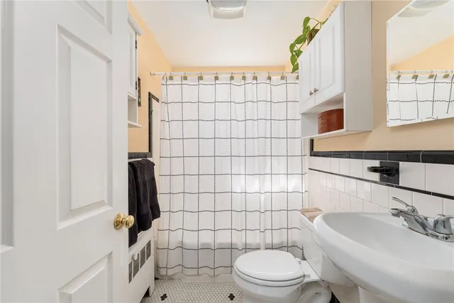 $699,000 | 155 Evarts Street, Newport, RI 02840