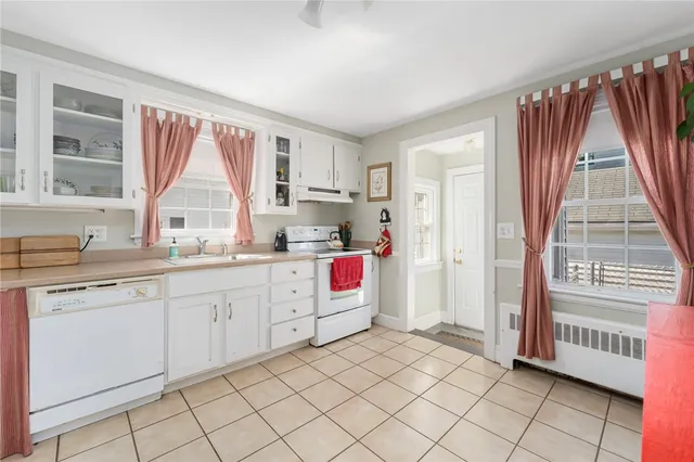 $699,000 | 155 Evarts Street, Newport, RI 02840