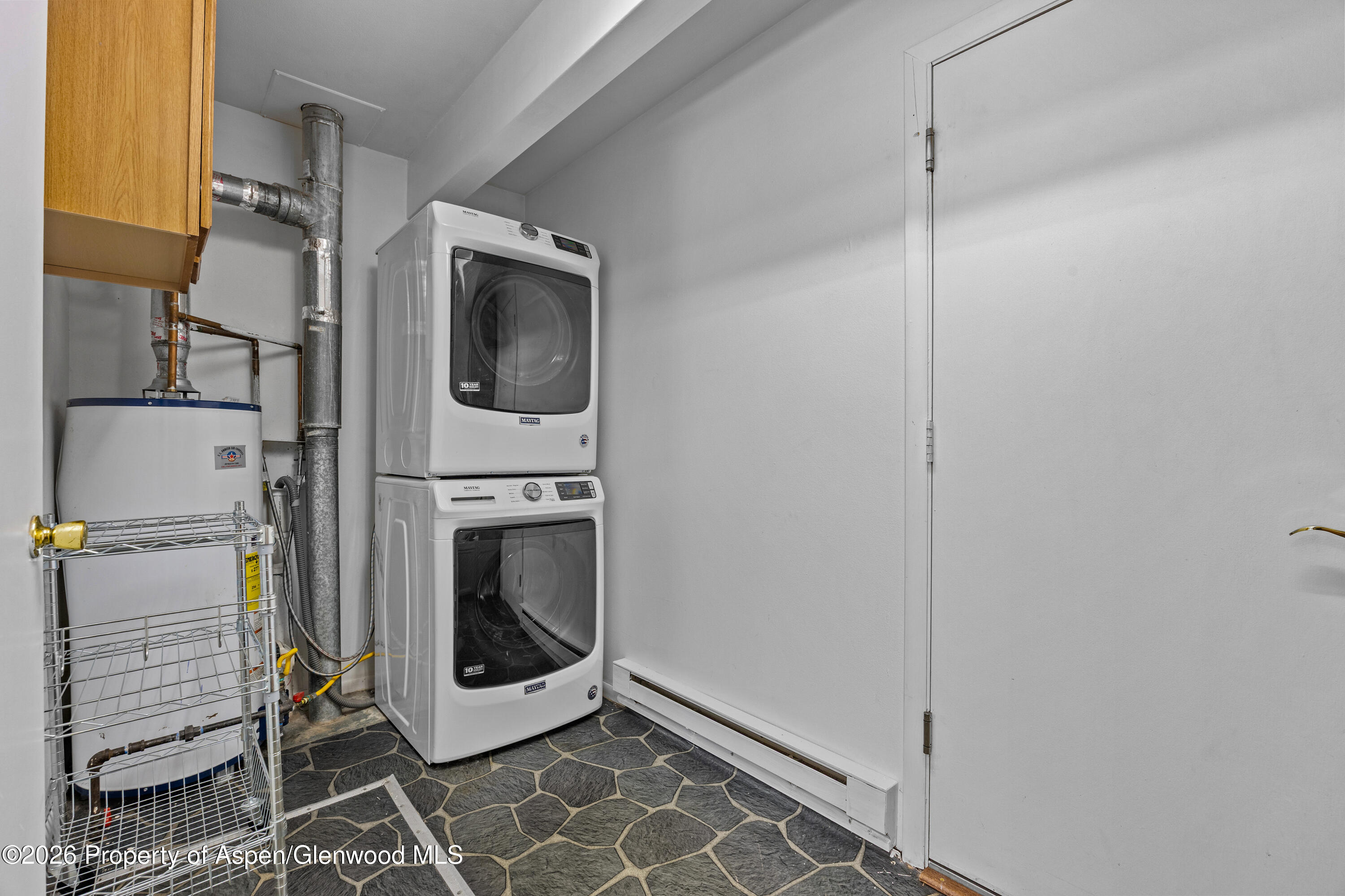 128 Hopi Carbondale, CO 81623 - Photo 23 of 34 a utility room with dryer and washer