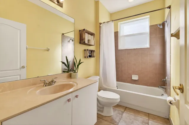 $385,900 | 5742 Sterling Lake Drive, Fort Pierce, FL 34951