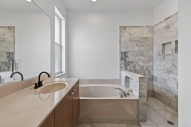 $385,900 | 5742 Sterling Lake Drive, Fort Pierce, FL 34951