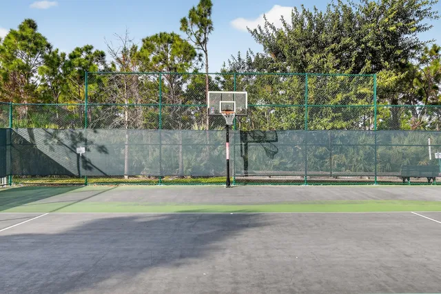 $385,900 | 5742 Sterling Lake Drive, Fort Pierce, FL 34951