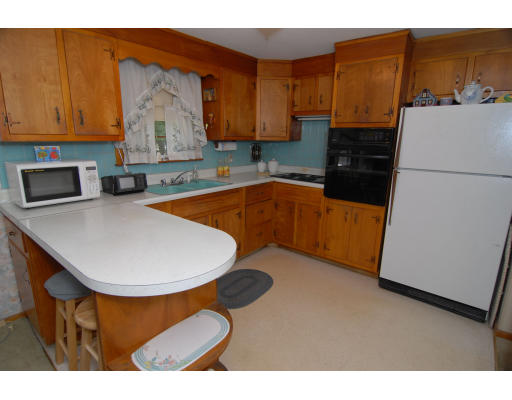 23 Prouty Road Burlington, MA 01803 - Photo 7 of 17 Gallery Image 7