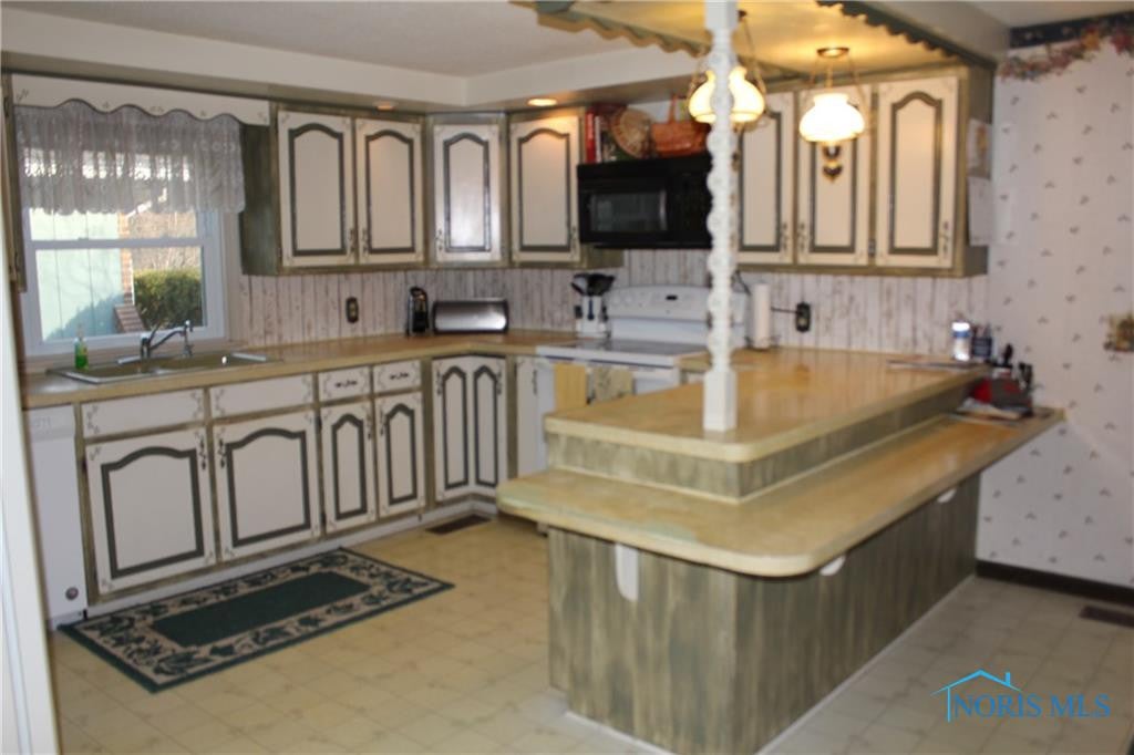 13416 Wilhelm Road Defiance, OH 43512 - Photo 9 of 27 Gallery Image 9