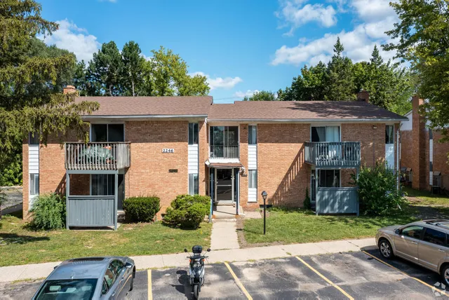 $1,395 | 2230 Dexter Avenue, Ann Arbor, MI 48103