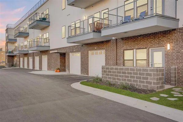 $1,545 | 209 Wimberly Street, Unit 2104, Fort Worth, TX 76107