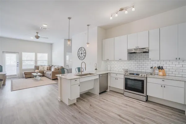 $1,545 | 209 Wimberly Street, Unit 2104, Fort Worth, TX 76107