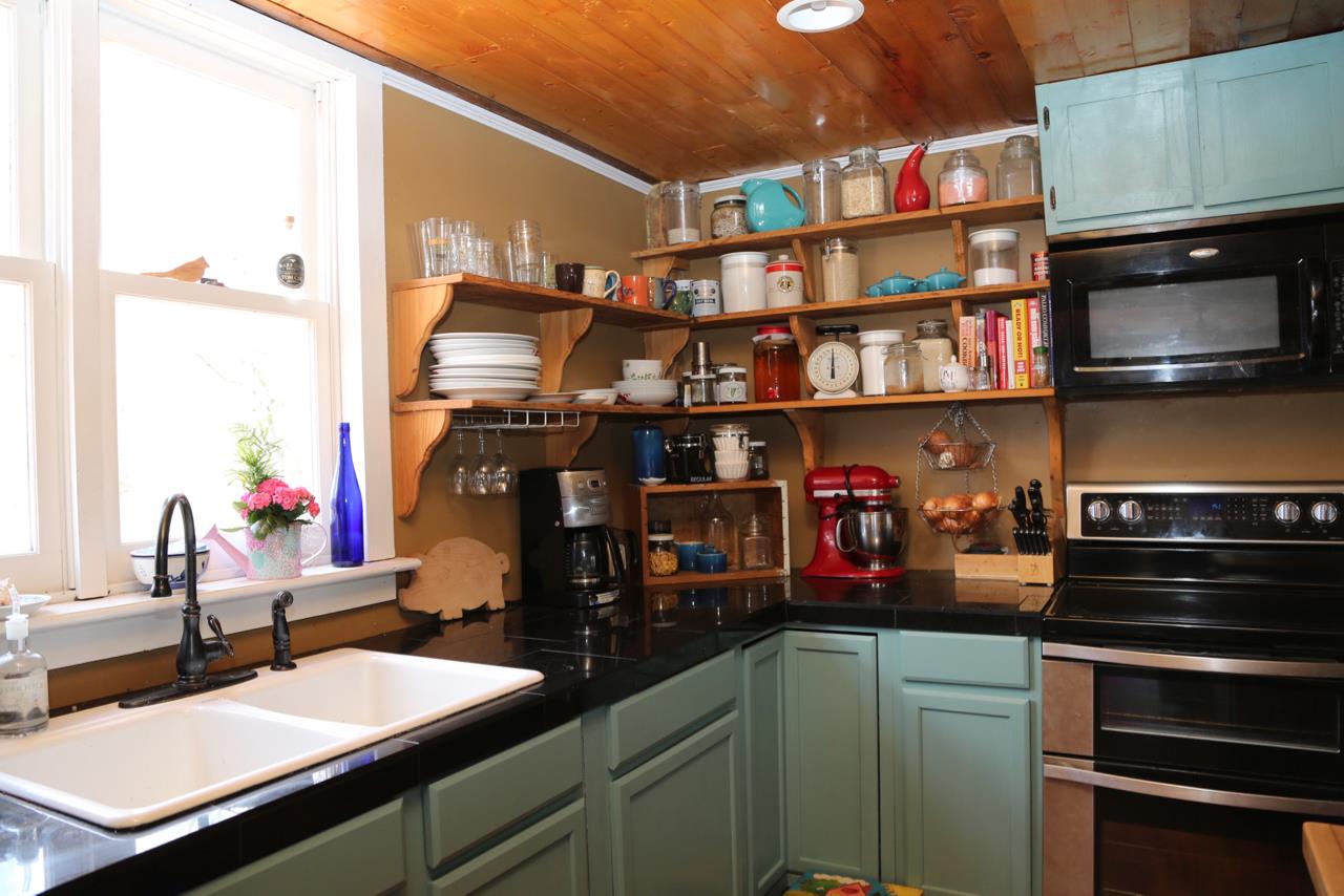 13 Prospect Rock Road Johnson, VT 05656 - Photo 6 of 38 Gallery Image 6