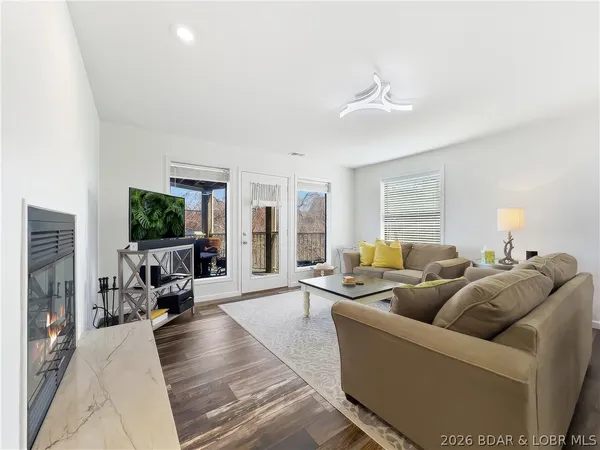 $245,000 | 210 Bluff Boulevard, Unit 2B, Camdenton, MO 65020