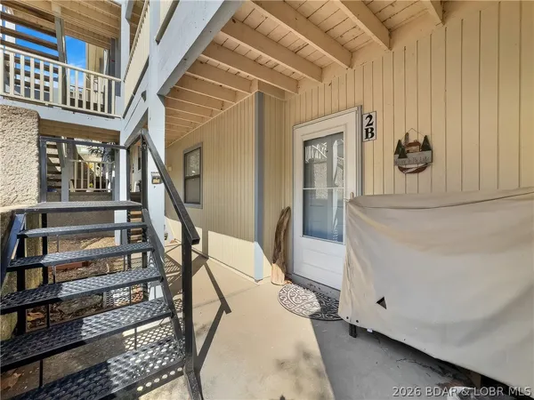 $245,000 | 210 Bluff Boulevard, Unit 2B, Camdenton, MO 65020