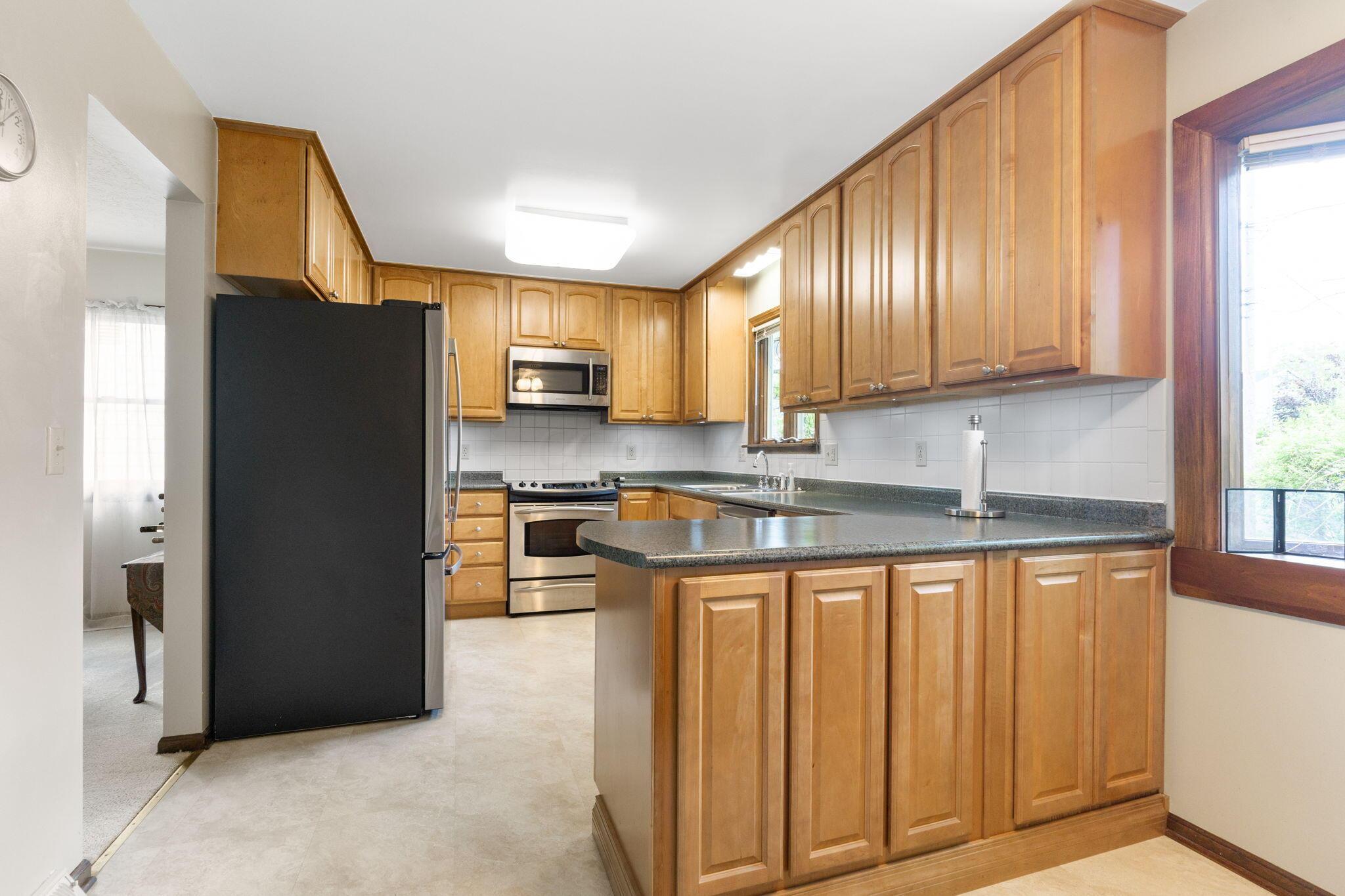 5478 Larkwood Road Columbus, OH 43229 - Photo 12 of 50 5478 Larkwood Rd (Interior)-8