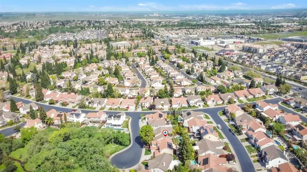 $899,000 | 125 Flint Rock Court, Roseville, CA 95747