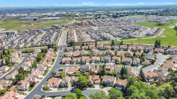 $899,000 | 125 Flint Rock Court, Roseville, CA 95747