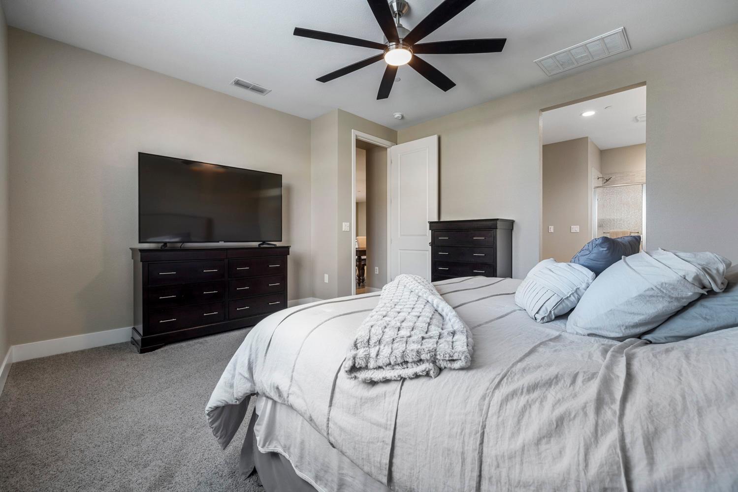 3359 Inca Street Manteca, CA 95337 - Photo 18 of 46