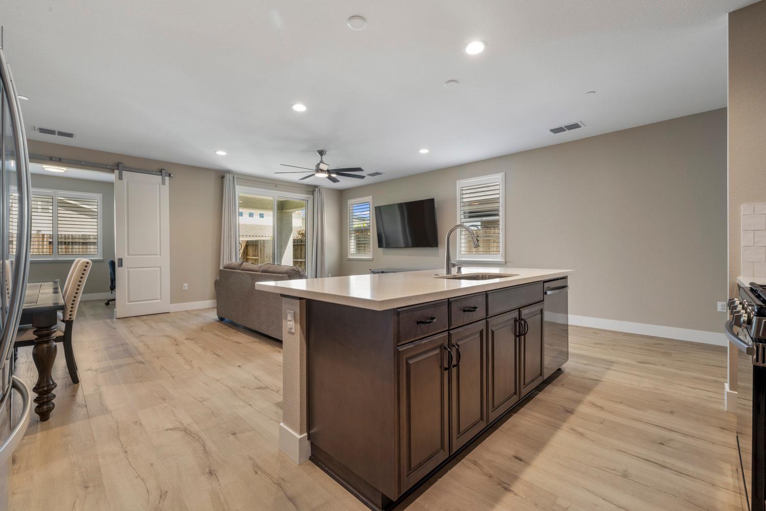 3359 Inca Street Manteca, CA 95337 - Photo 10 of 46