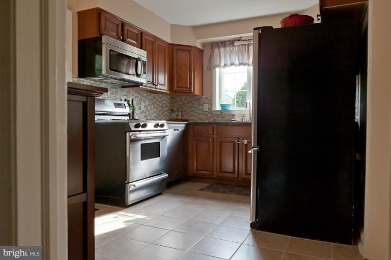 108 Croydon Road Baltimore, MD 21212 - Photo 14 of 30 Kitchen
