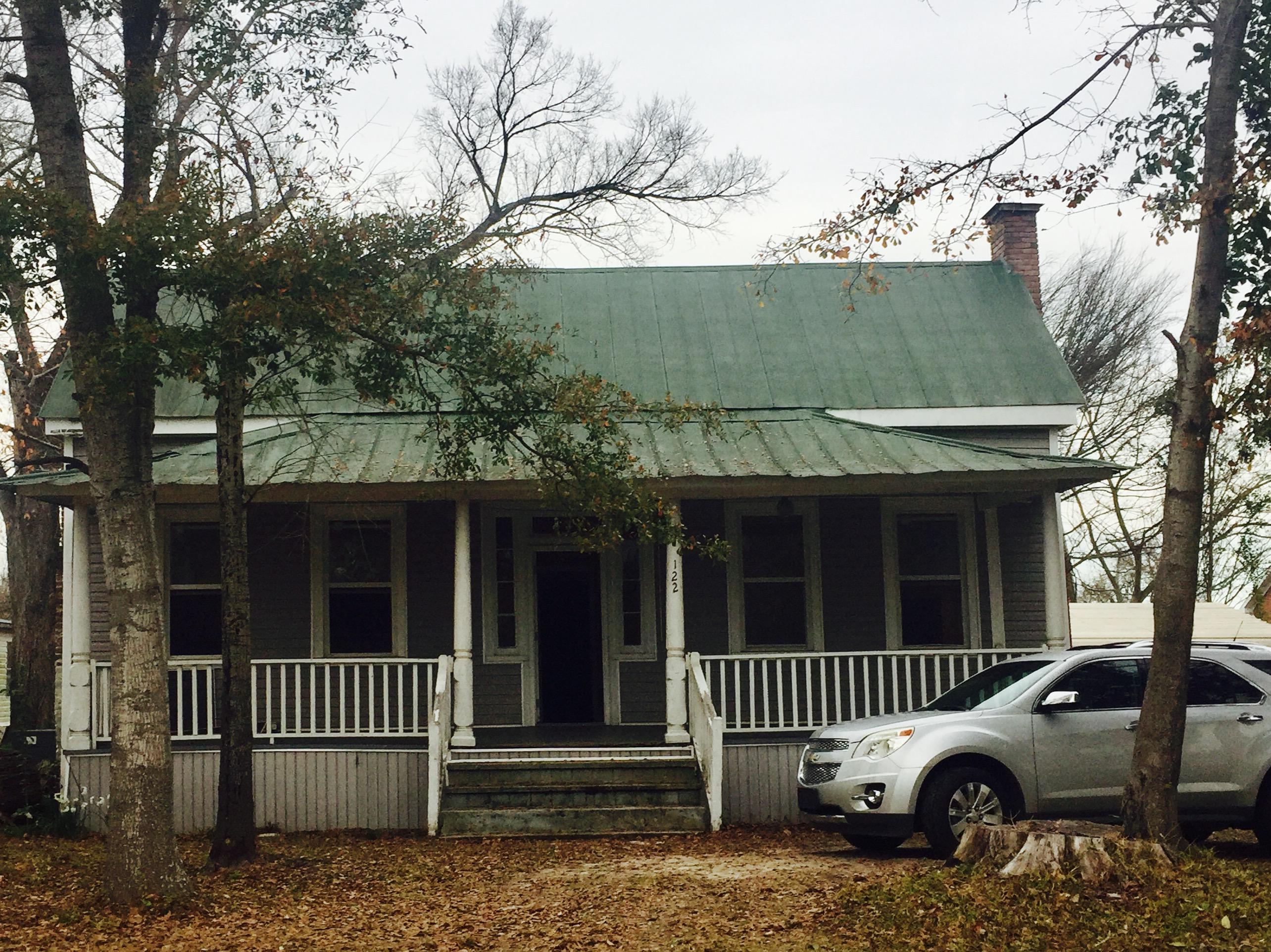 124 Black Oak Road Bonneau, SC 29431 - Photo 1 of 20 Welcome to 124 Black Oak Road ~