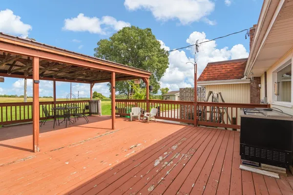 $279,900 | N2698 Highway 57, New Holstein, WI 53061