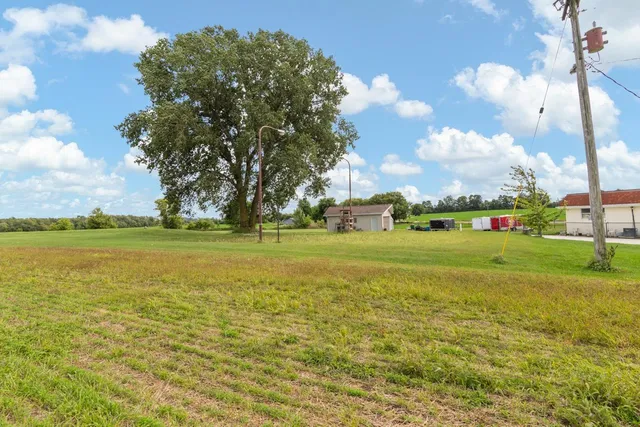 $279,900 | N2698 Highway 57, New Holstein, WI 53061